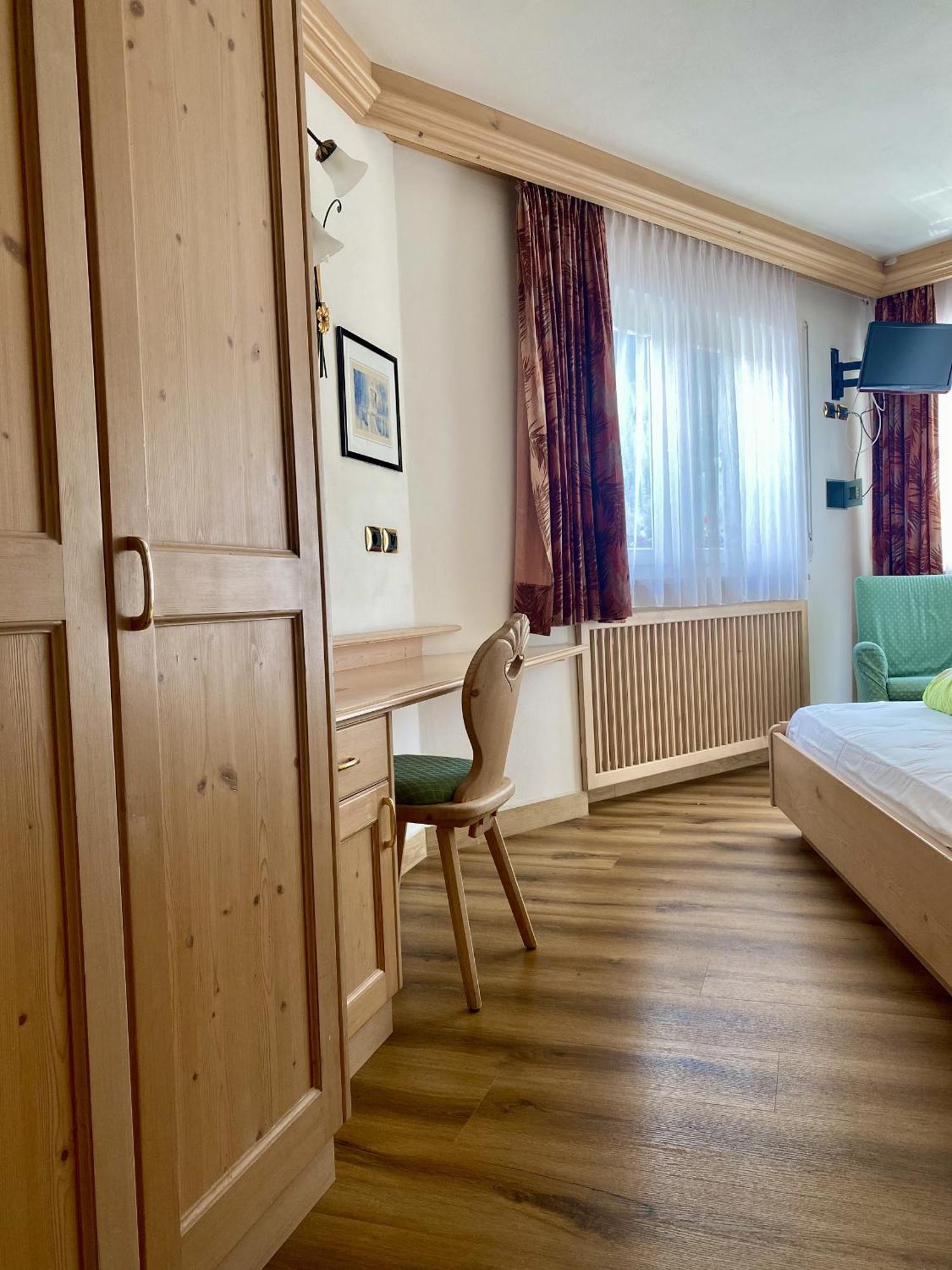 Dolomites Base Camp Hotel Olympia Arabba Bagian luar foto
