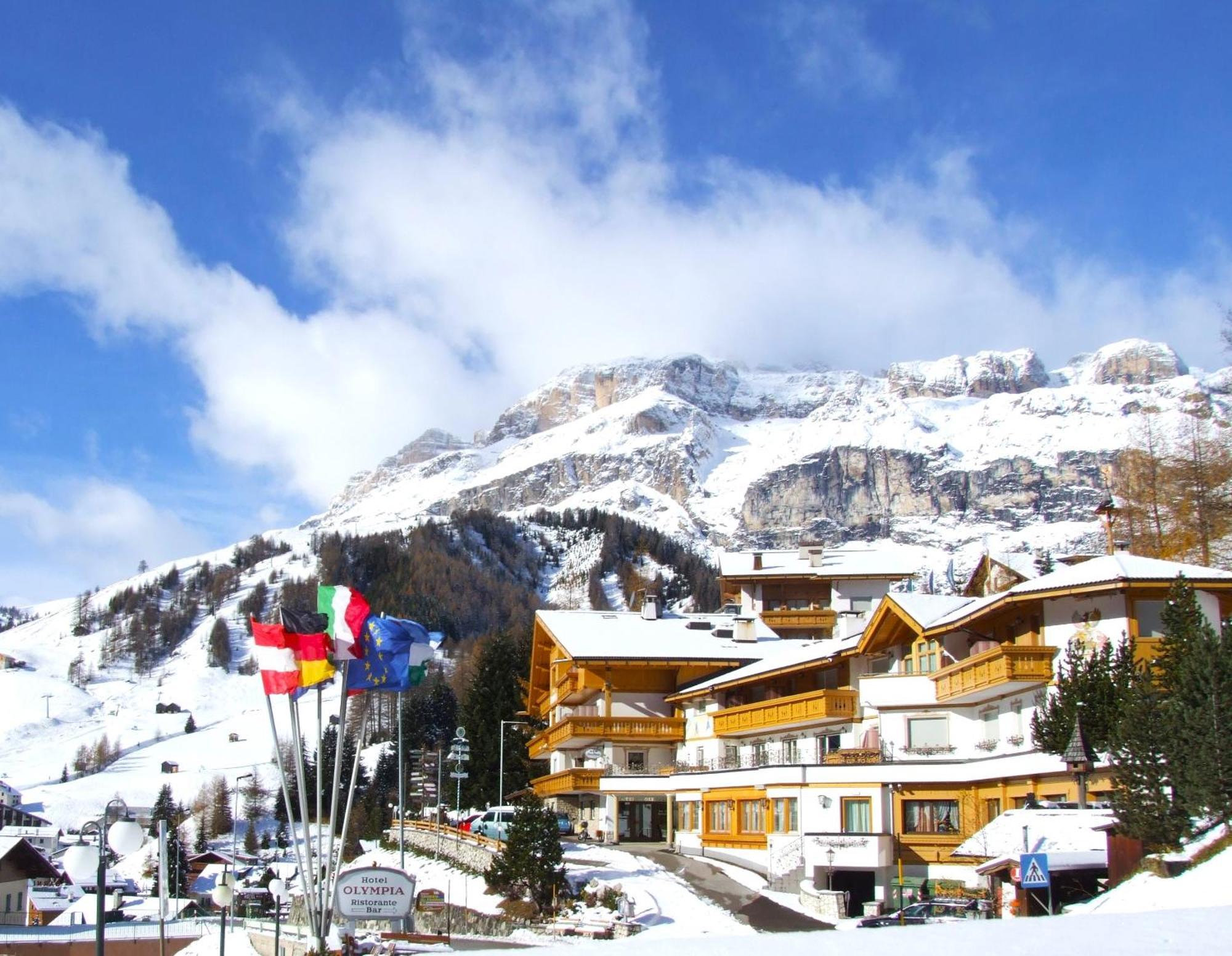 Dolomites Base Camp Hotel Olympia Arabba Bagian luar foto