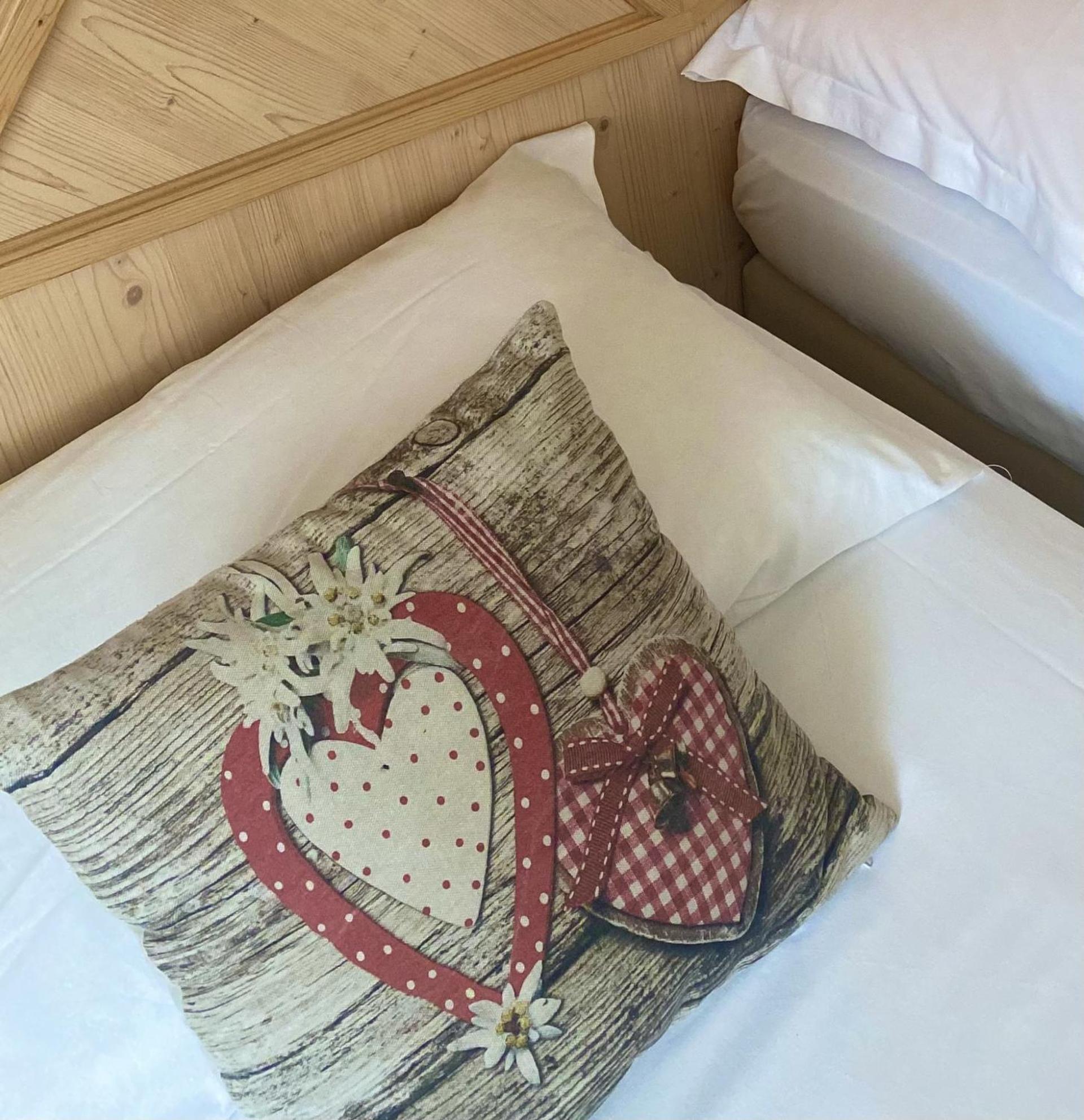 Dolomites Base Camp Hotel Olympia Arabba Ruang foto